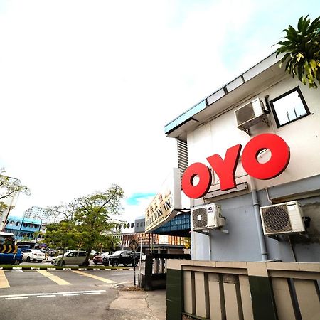 Oyo 90208 Milion Inn Miri Εξωτερικό φωτογραφία