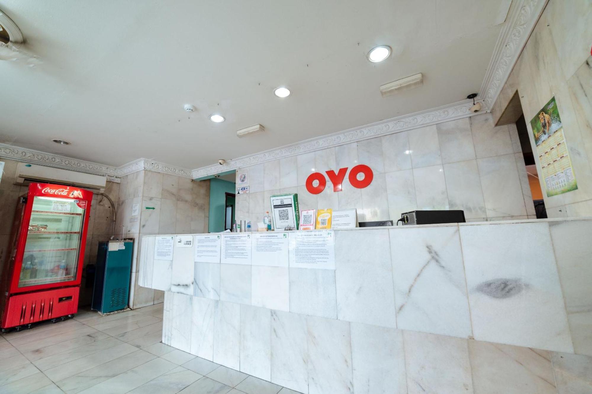 Oyo 90208 Milion Inn Miri Εξωτερικό φωτογραφία