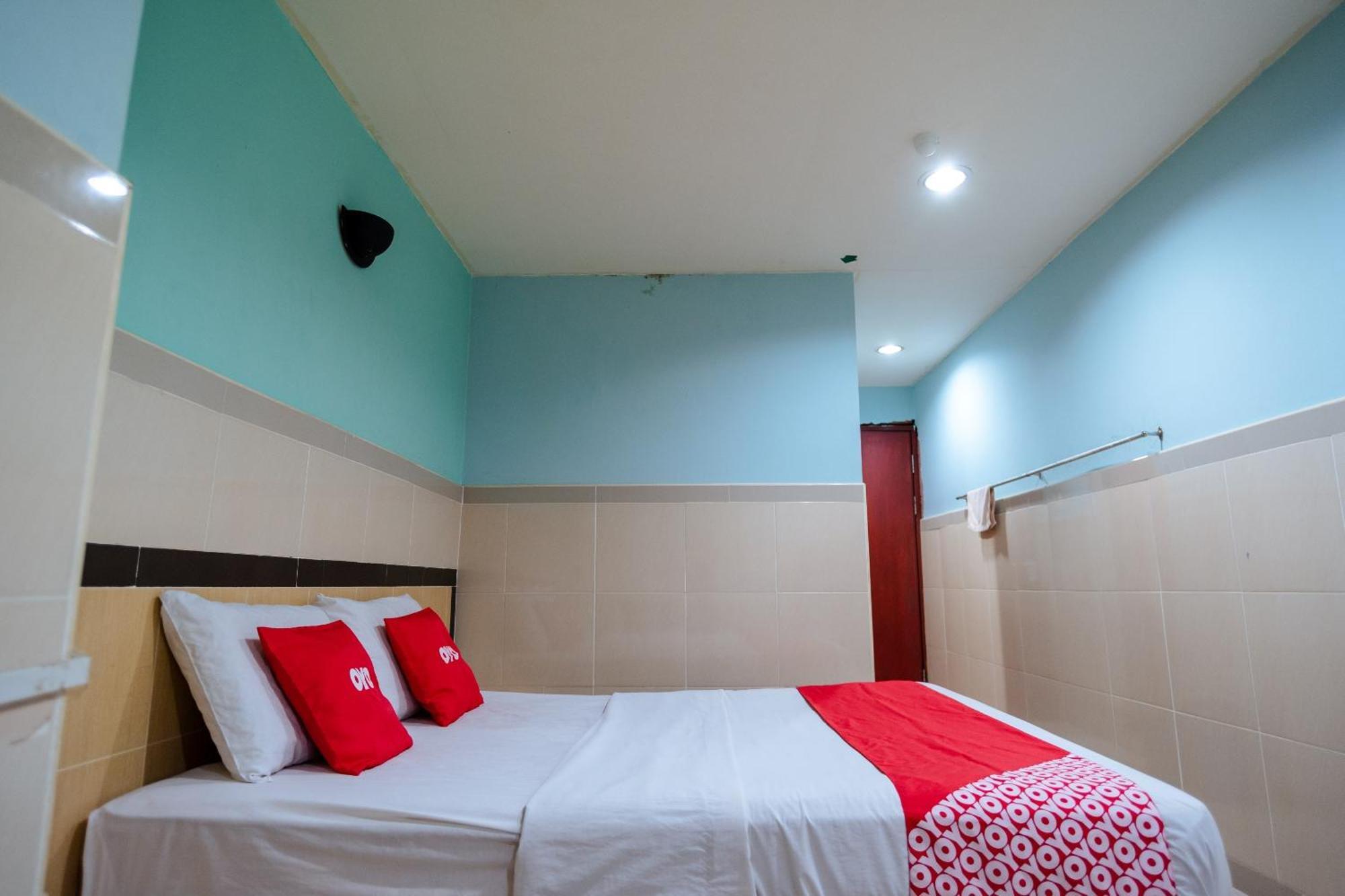 Oyo 90208 Milion Inn Miri Εξωτερικό φωτογραφία